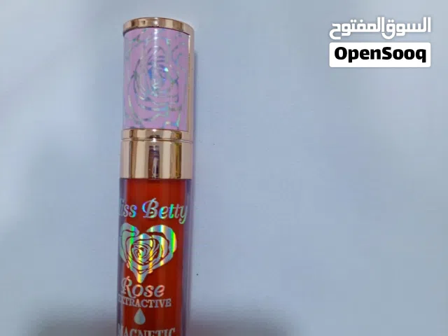 كلوس ملمع ومرطب