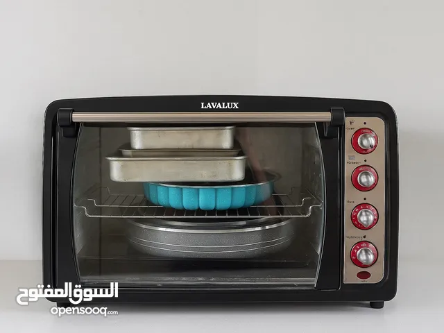 فرن حجم كبير مستعمل للبيع بحالة جيدة