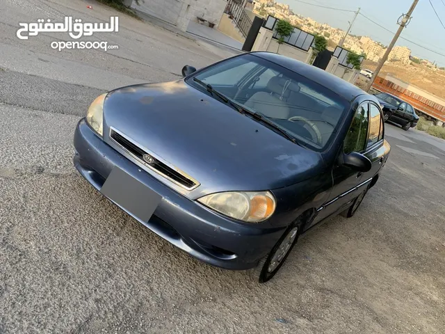 كيا ريو 2001