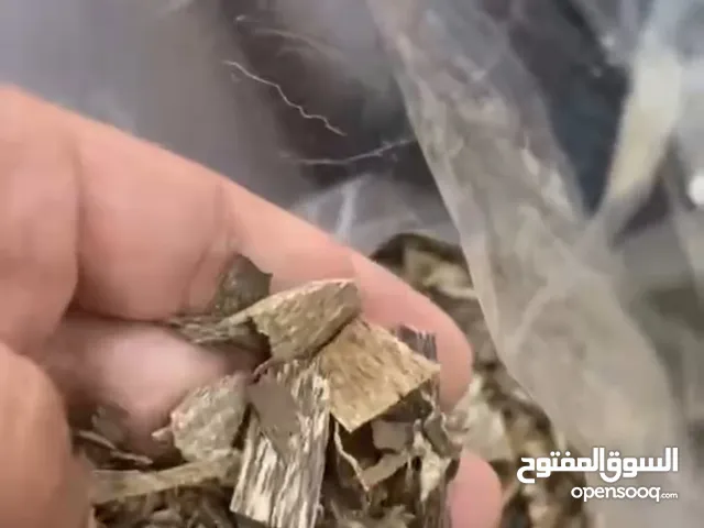 عود تراد ورقائق تراد ودهن عود تراد حطب