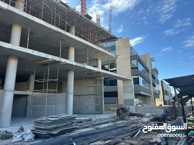 مساحه لمطعم فاخر على شارع المدينه الطبيه