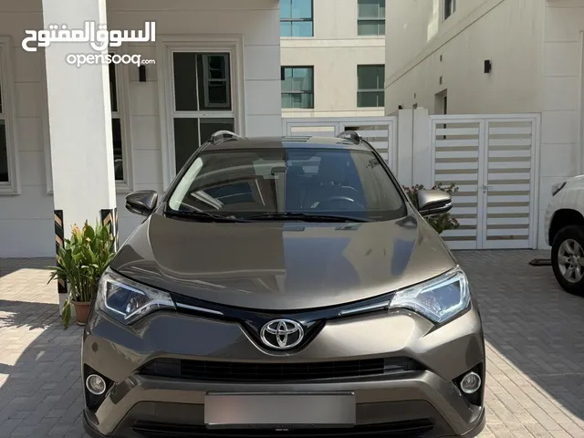Toyota RAV4 2018 ( 50000 km only )