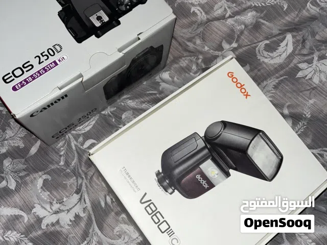 كامرة كانون 250D , اضاءة