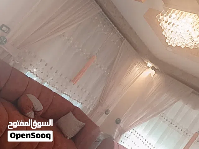 93 m2 3 Bedrooms Apartments for Sale in Zarqa Jabal Tareq