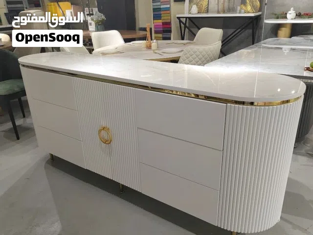 طاولات شاشة حديثة وراقية