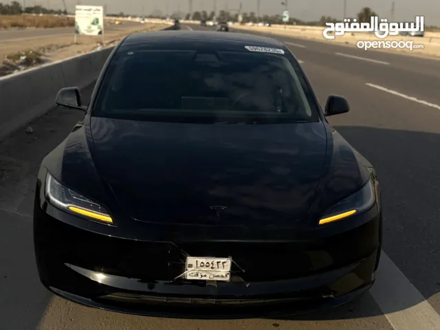 Tesla Model 3 Black Edition Standard Plus