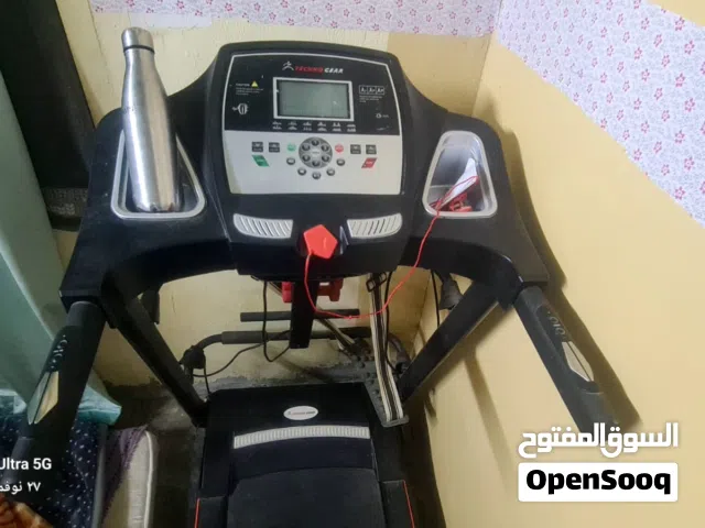 للبيع اله ركض جديده اقرا الوصف جاد تعال خاص م جاد لاتضيع وقتي شبه جديده