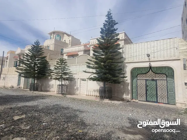 11 m2 2 Bedrooms Villa for Sale in Sana'a Bayt Baws