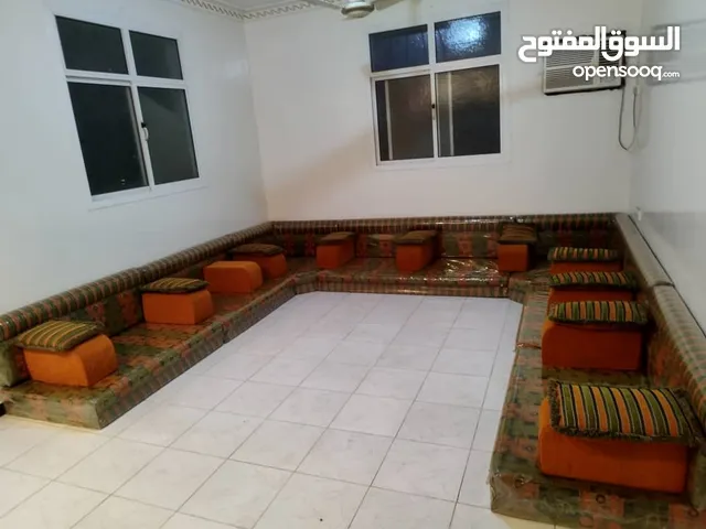 5555 m2 3 Bedrooms Apartments for Rent in Aden Other