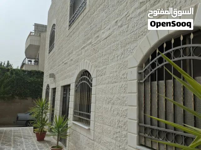 منزل طابقين حجر اربع واجهات المرقب ماركا الجنوبيه