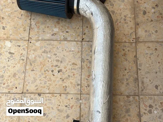 للبيع فلتر هواء لاندكلوزر 6 سلندر استخدام شهر فقط