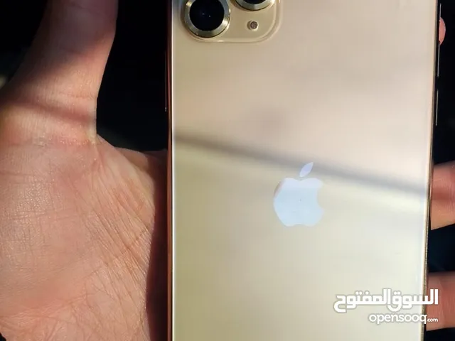 iphone 11 pro max للبيع او للبدل الله يطرح البركه ل صاحب النصي مساحه 64