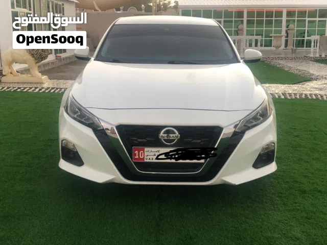 2021 نيسان التيما SV