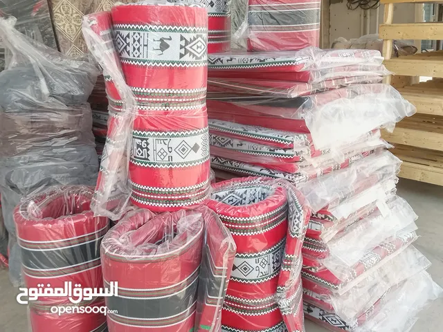 مندار نجع مع مخده