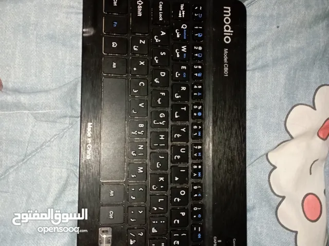 لوح مفاتيح الكمبيوتر