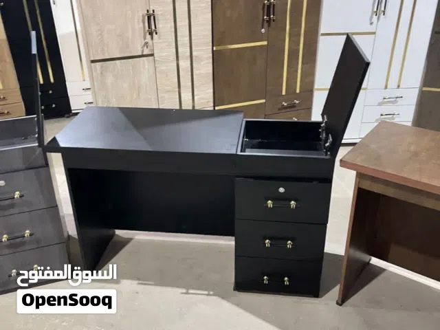 مكتب بوحده. ادراج ودلفه قلاب بسعر المصنع