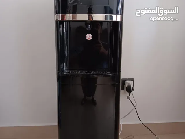 Hitachi bottom loading water dispenser