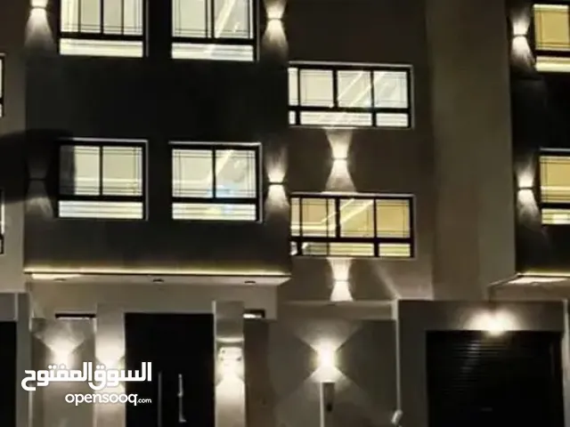 372 m2 5 Bedrooms Villa for Sale in Al Madinah Ar Ranuna