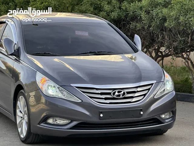 Used Hyundai Azera in Tripoli