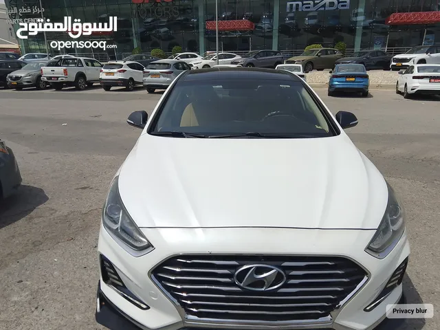 For Sale: 2018 Hyundai Sonata Saloon – Full Option – Sporty Look – White with Black Roof – GCC Oman