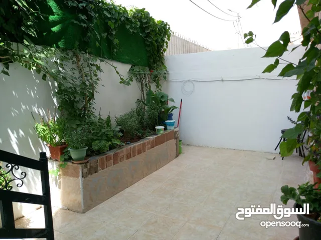 150 m2 4 Bedrooms Apartments for Sale in Irbid Zabda