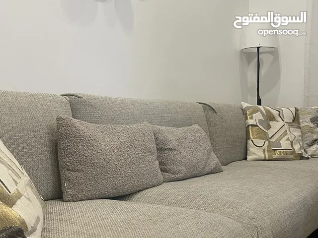 شقة مفروشة MODERN في - عبدون - مساحة 110 م غرفتين نوم و بلكونة و موقع مميز (ID# : 8132 )