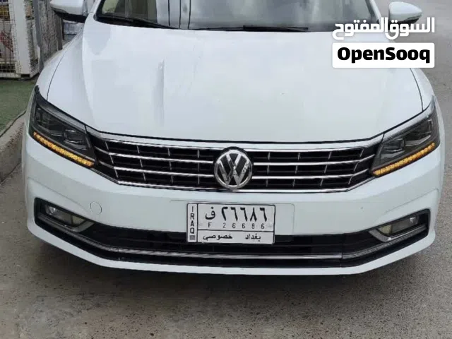 فولكس واكن باسات 2018 وارد امريكا جاملغ وبنيد بدون دواخل نضيفه جدا وجاهزه رقم بغداد بسمي