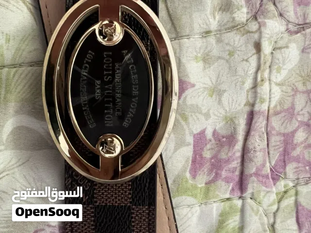 حزام لويس فيتون (Louis Vuitton) دامييه كلاسيك – تصميم فخم ومميز (تم تخفيض السعر)