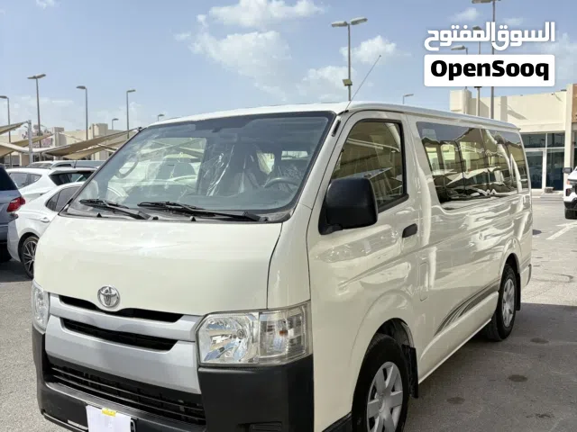 TOYOTA HAICE PASSENGER GCC Model 2016 km 170000