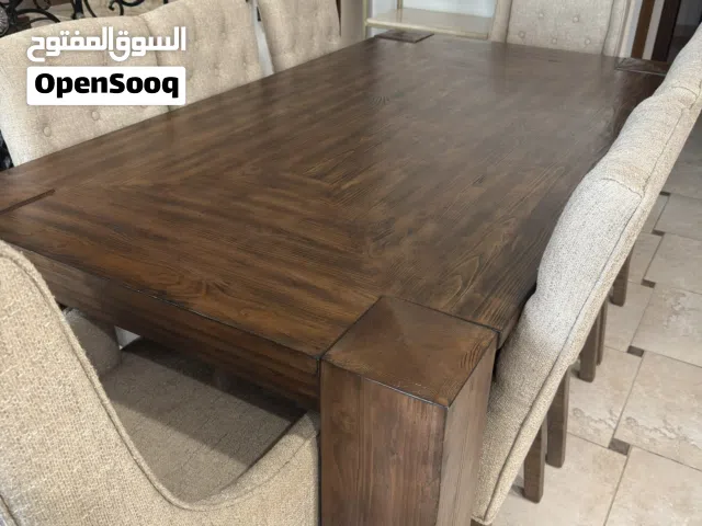 للبيع طاولة طعام خشب طبيعي مع 8 كراسي  محل StepTwo