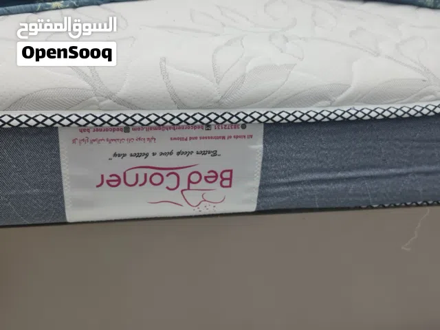 للبيع مترس سرير بحالة ممتازة جدا استعمال بسيط
