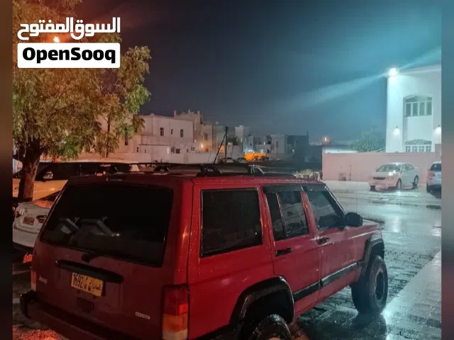 2001 جيب شيروكى Sport