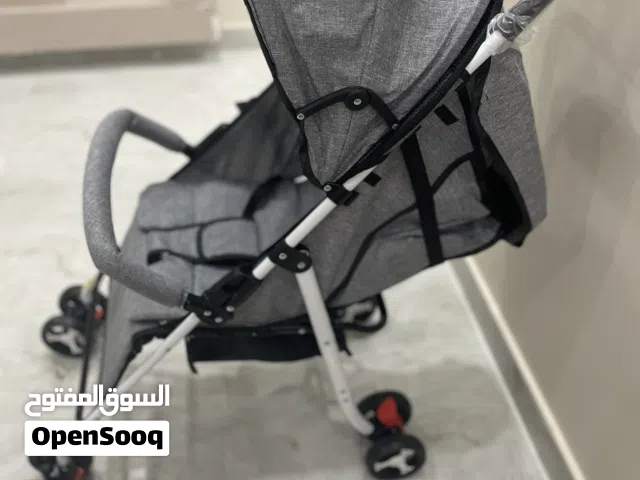 عربة اطفال للبيع