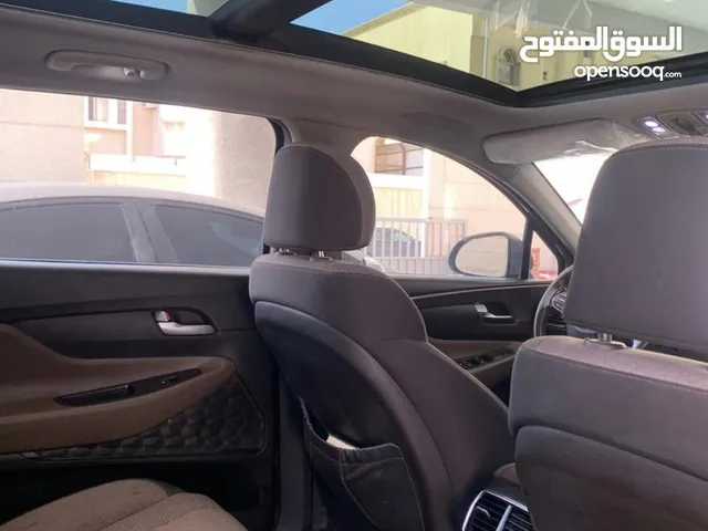 Hyundai Santa Fe GLS in Al Riyadh