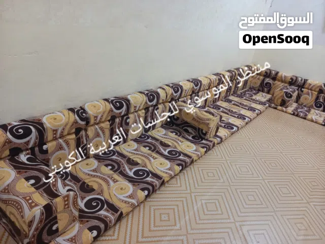 .جلسة جلسة جديد    كعدة عربية كويتي ربل قوي 13ونص متر 7 منادر 12 مساند 7 تكيات 2زواية