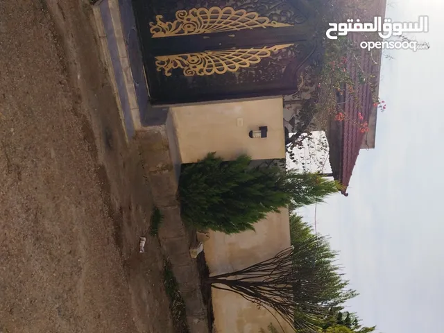 350m2 More than 6 bedrooms Townhouse for Sale in Irbid Kufr Sowm