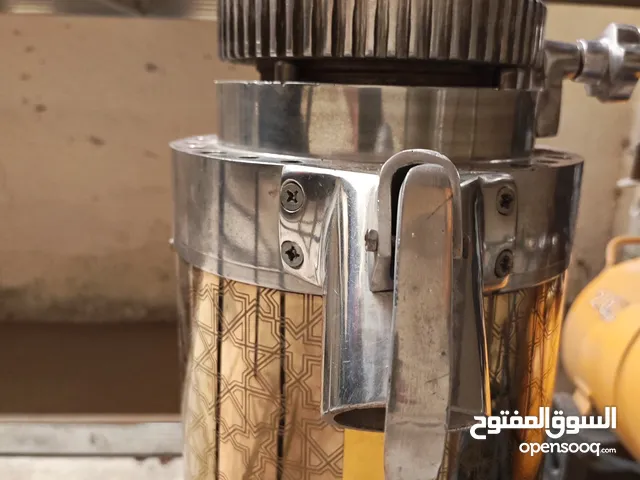 مطحنة قهوة بحالة جيدة