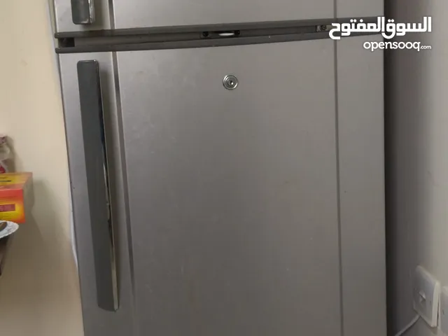 2 doors fridge,