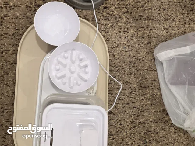 Cat stuff Play Tower + House +Drinking Fountain +small toys