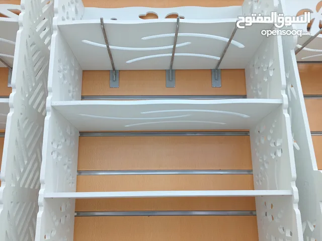 رفوف للببع