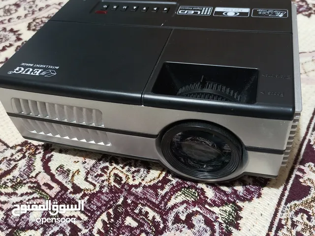 جهاز عرض ( ( بروجيكتور )) من طراز EUG