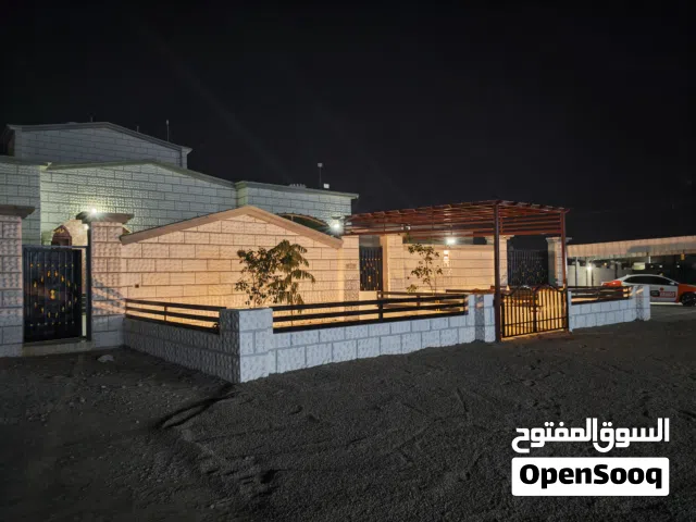 325 m2 More than 6 bedrooms Townhouse for Sale in Al Batinah Suwaiq