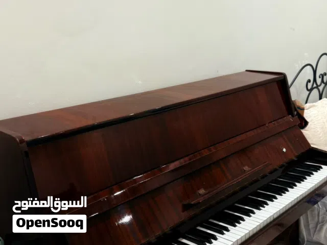 بيانو كلاسيكي