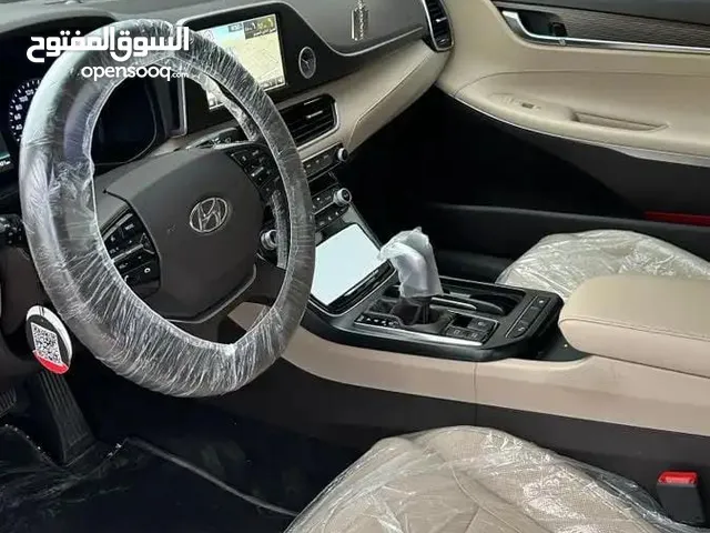 Hyundai Azera 2018 in Tabuk