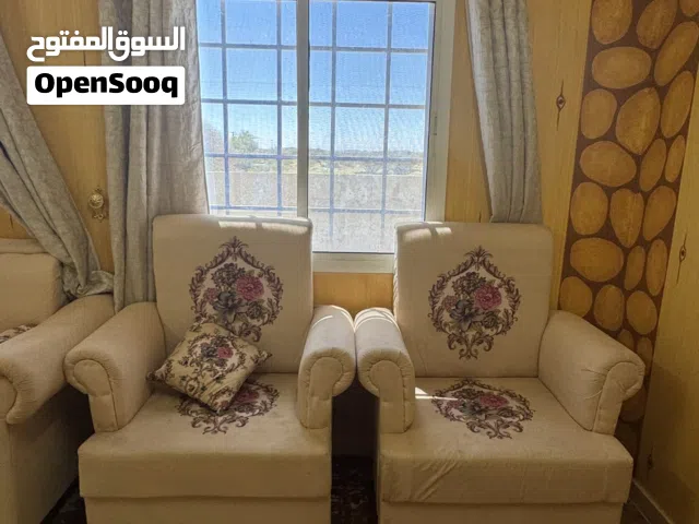 للبيع كنبات نظيفه