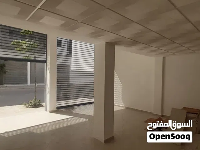 محل تجاري بمساحة 50 متر