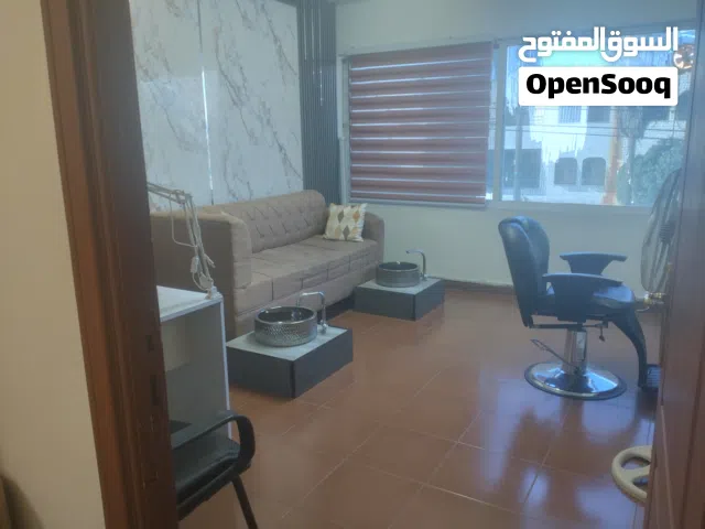 صالون سيدات للبيع  مرخص