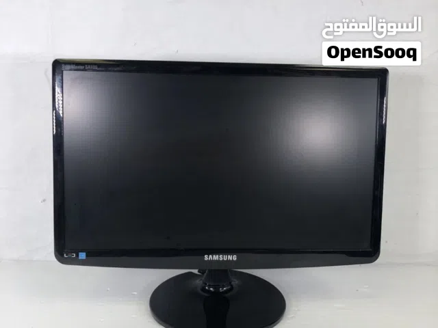 18.5" Samsung monitors for sale  in Tripoli