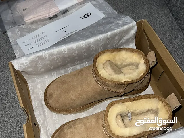 Beige Others in Tripoli