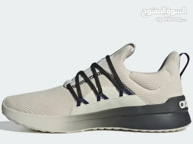 حذاء جديد للجميع اديداس مقاس 44 5